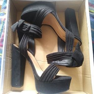Bamboo black platform heels